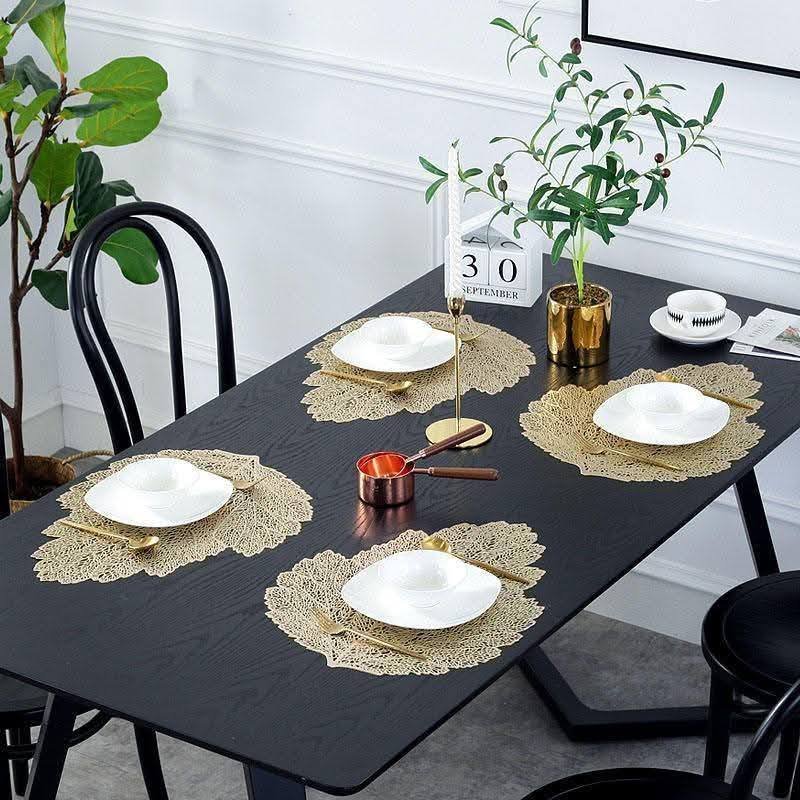 Gold Metallic Set of 6 Vinyl Hollow Placemats - Image 5