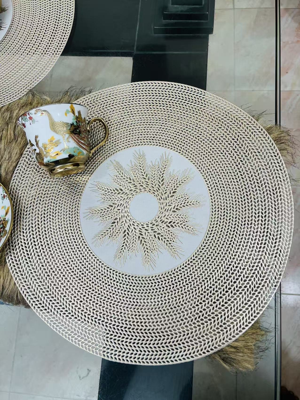 Round Placemats Gold Metallic Set of 6 Placemats 15 Inch - Image 4