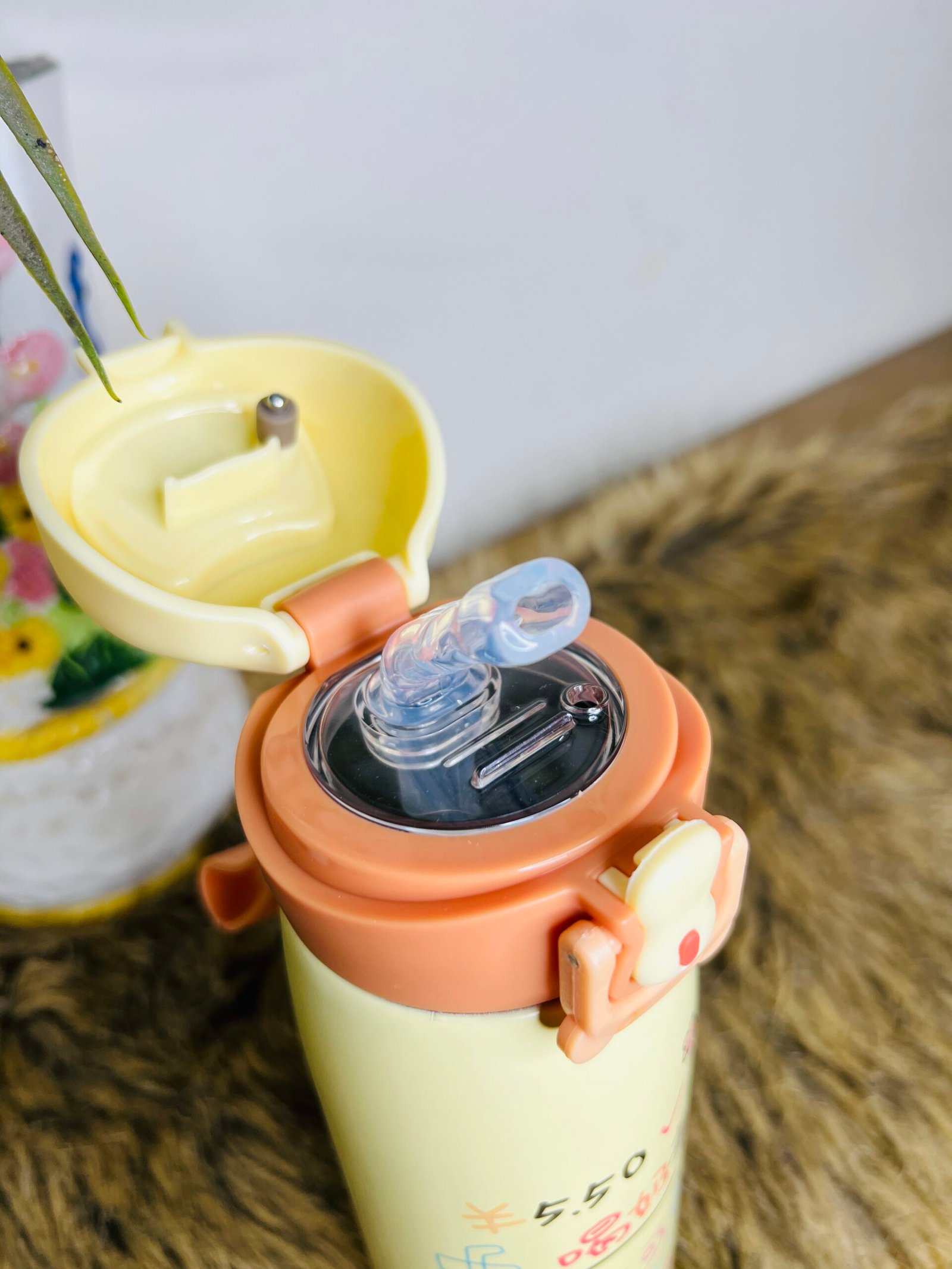 Kids Insulated Water Bottle 450 ML - Image 2