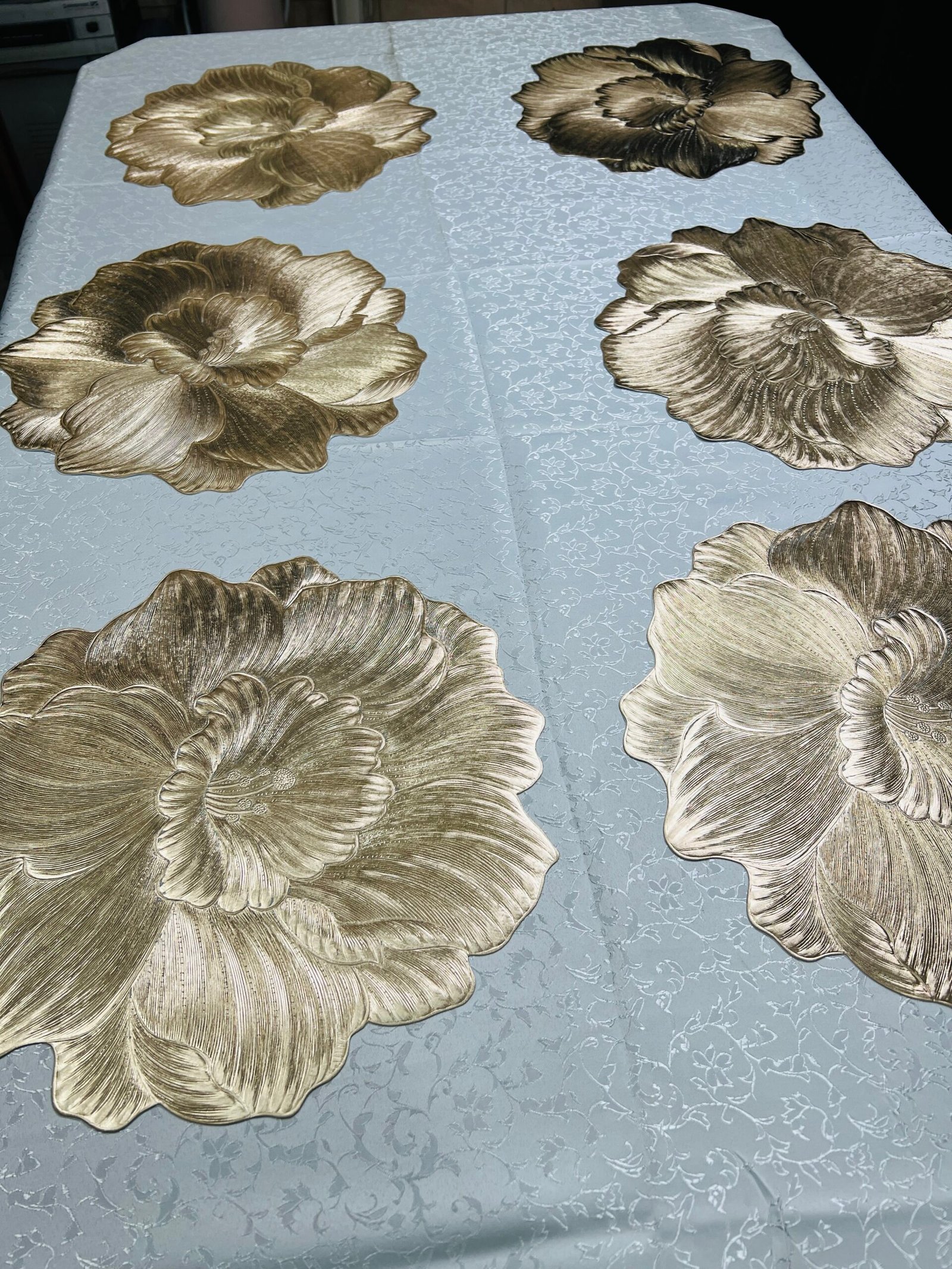 Premium PVC Placemat Set – 6 Piece Flower - Image 3